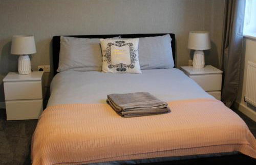 1-Bed House - Sleeps 2 - Parking Wifi - Foto 8