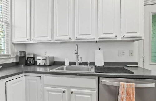 Quiet Historic Corner Easy Walk to Downtown Dining and Entertainment - Foto 19