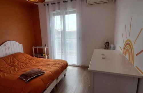 Charmante maison de ville climatisée avec Wifi - Foto 11