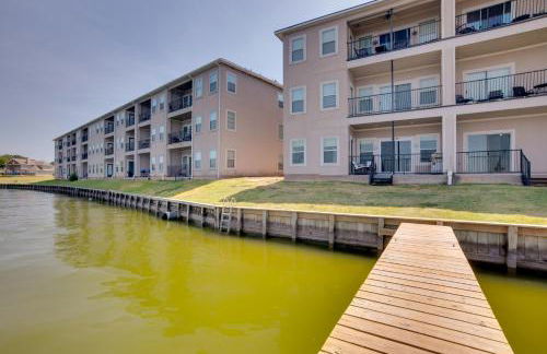 Lake Conroe Waterfront Home Patio and Shared Pool! - Photo 30