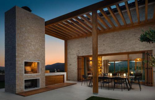 Luxury Villa Silence with Heated Pool - Photo 3