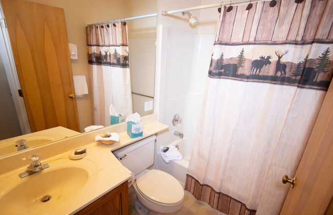 Mountain Lodge At Okemo-1br Fireplace & Updated Kitchen 1 Bedroom Condo by RedAwning - Foto 6