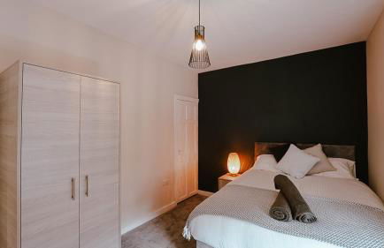 Charming 3 Bedroom Townhouse - Centrally Located - Foto 9