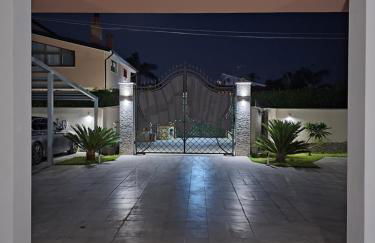 La Marina Pool Villa - Photo 6