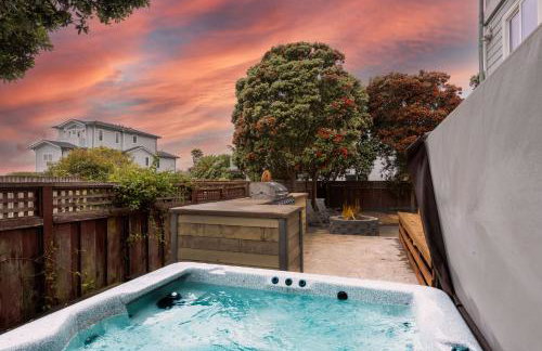 1 block to beach, Private Hot Tub, Fire Pit and BBQ - Foto 22