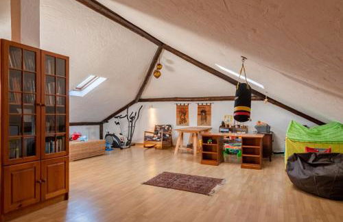 Casa com Piscina Privada em Palmela - Jardim & Estacionamento - Foto 29