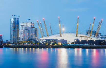 Stylish 2 Bed Near Excel, Canning Town & O2 - Photo 15