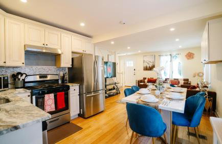 5BR & 4BA Lovely House with Beautiful Backyard in VA - Foto 29