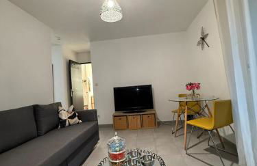 Charmant appartement moderne avec place de parking privative - Foto 10