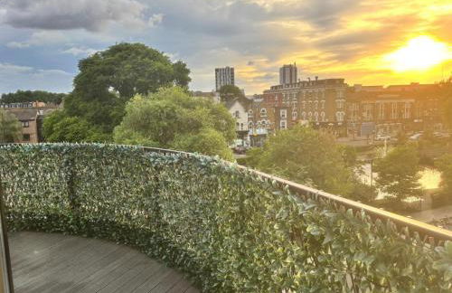 Panoramic Pondview Penthouse - Foto 11