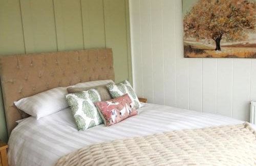 Phoenix Lodge - Luxury 2 ensuite bedrooms, lakeside views - Foto 23