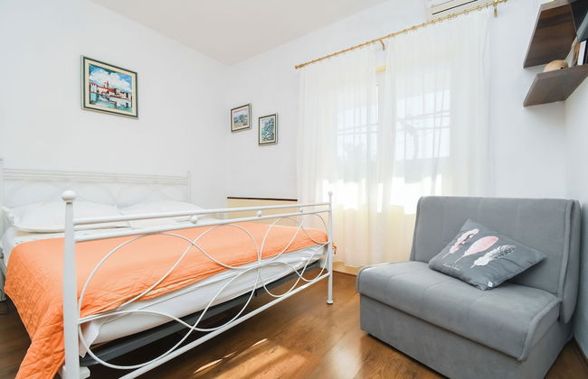 Zeljko - With Garden - SA2 - Foto 5