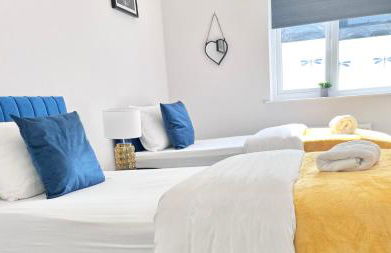 Contractor Stays - Sleeps 12 - Easy access to Motorway - Foto 1