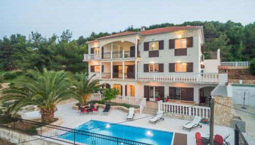 Villa Iž - Foto 1