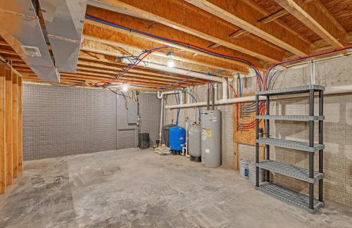 Lakeside Retreat with Hot Tub & Game Room home - Foto 47