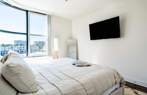 Sleek Marina Den, Central, Gym, Pool, King Bed - Foto 3