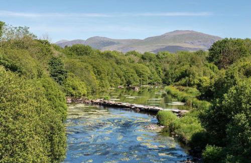 The Grooms Cottage - Photo 13