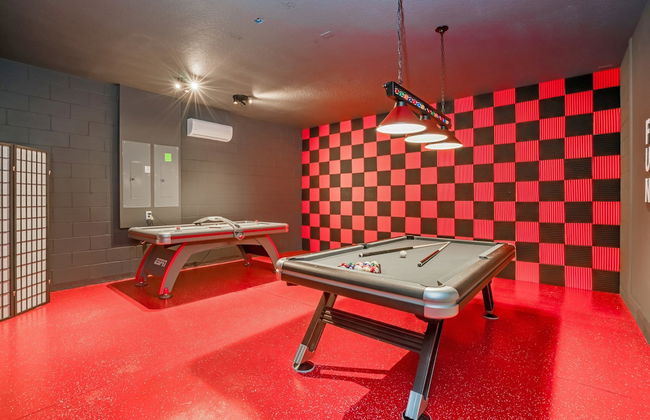 8 Bed 6 Ba Villa with Games, Pool & Spa - Foto 63