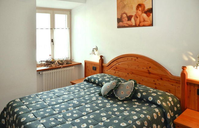 Apartment in Pellizzano Near Shopping - Photo 5