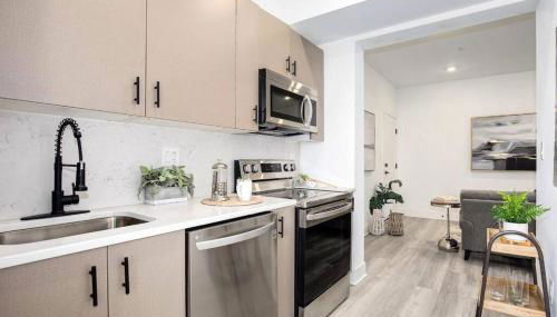 Amazing Capital Hill APT , Step away Gym, shopping - Foto 5, stove, toaster