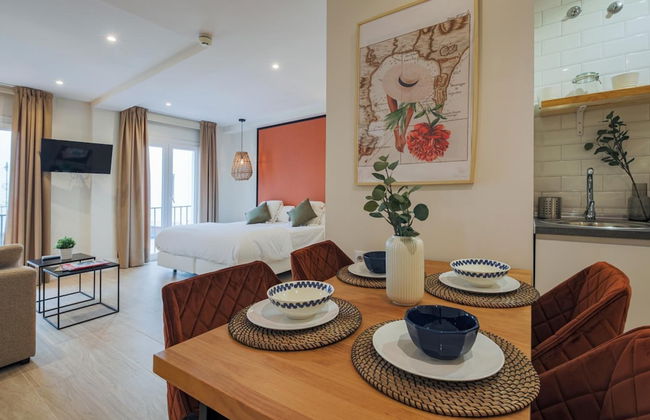 Apartamentos Magna Sevilla - Photo 1