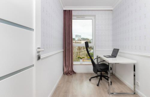 Stylish Two Bedroom Apartment Nasypowa by Noclegi Renters - Foto 17