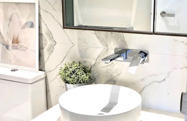 Deluxe and Brand New Lakeside Apartment - Foto 30