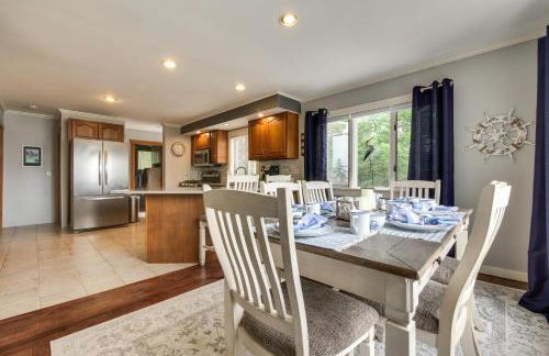 Enchanting Waterfront Sorrento Home with Deck! - Foto 7