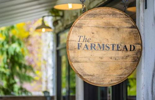 Urban Farmstead Family Retreat - Game Barn - Foto 23