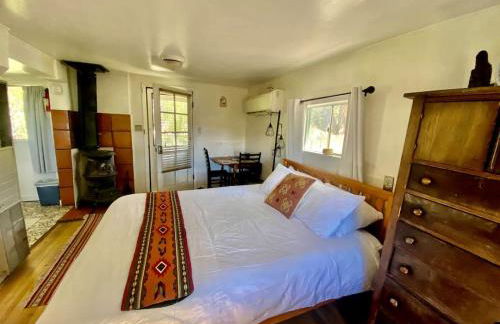 Petite Log Cabin on Organic Farm in New Mexico - Foto 5