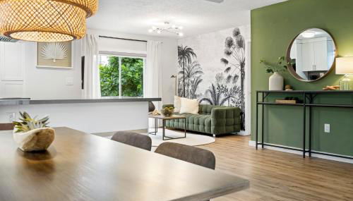 Hidden Garden: A Serene Miami Escape - Foto 3