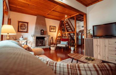 Charming Holiday House - House & Apartment - Photo 5