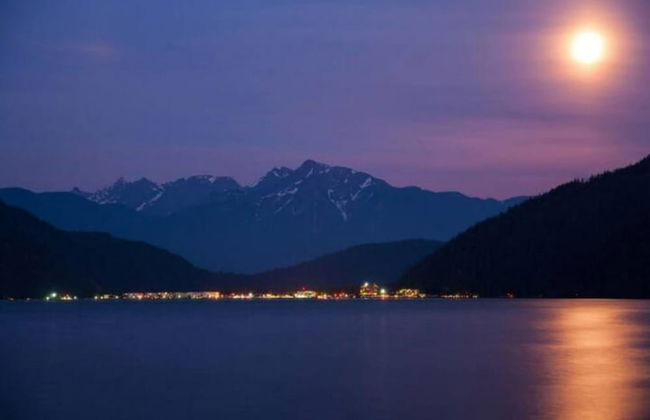 3BR Lakeside Dream Penthouse - Photo 37