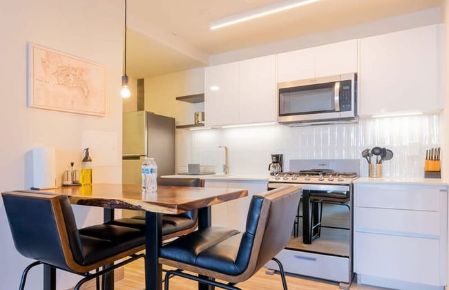 Spectacular 1BR With Balcony in Santa Ana - Photo 15