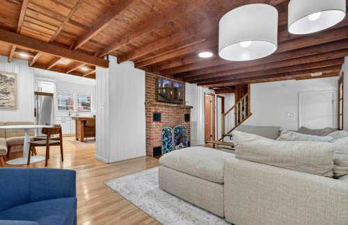 Cabin w River Access Fire Pit Grill WiFi & More - Foto 11