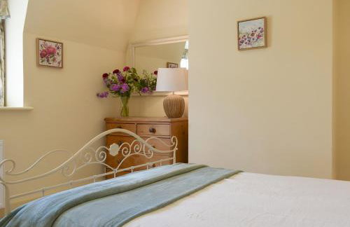 Dulcie Cottage - Photo 18
