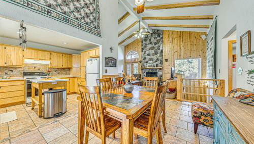 2 Mi to Dtwn Cloudcroft Home with Furnished Deck - Foto 3