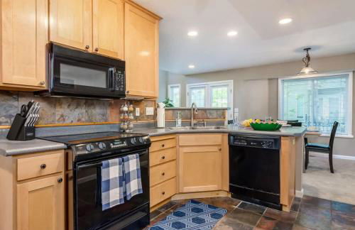 Union Gateway in Prime Salt Lake Location with Hot Tub - Foto 14