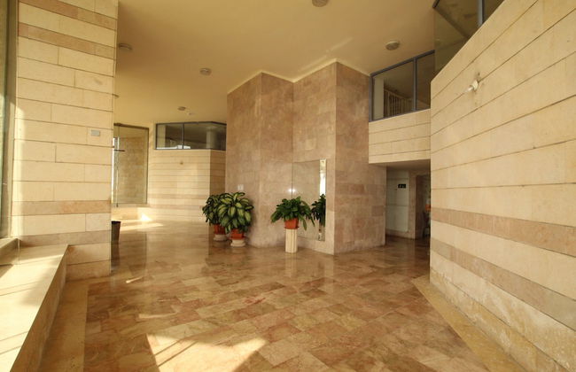 Royal Apartment on the Sea - Photo 39