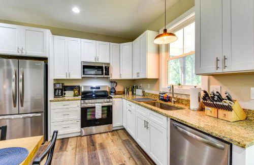 1 Mi to Lake Hartwell Updated Retreat with Patio! - Foto 8