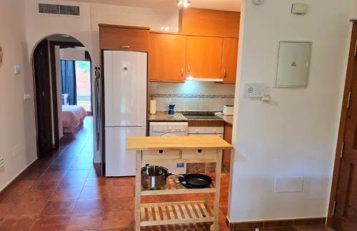 Apartamento con hermoso jardín y AC - Foto 17