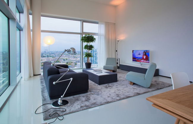 Urban Residences - Photo 44