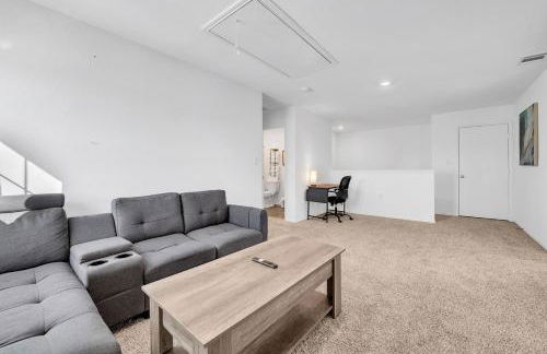 Austin Hideaway - King Bed, Game Room, FREE Coffee - Foto 20