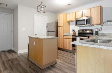 Landing Incredible 2BD Pool Clubhouse - Foto 5