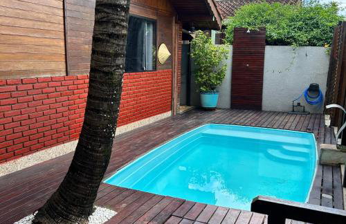 Chalé com PISCINA Privativa, com 2 QUARTOS, ESTACIONAMENTO em Condomínio com PORTARIA 24h, Sauna, Quadras, 3 PISCINAS no condomínio, Pesca e Parquinho Infantil - SmarTV na sala de estar, TV na área CHURRASQUEIRA, Wi-Fi e Cozinha Completa - Foto 77