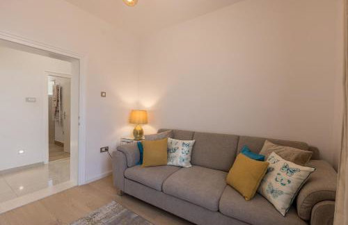 Villa KaTess with heated pool - Photo 24