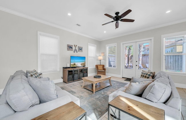 Wanderlust - Modern Home Close to the Beach Private Pool - Foto 60