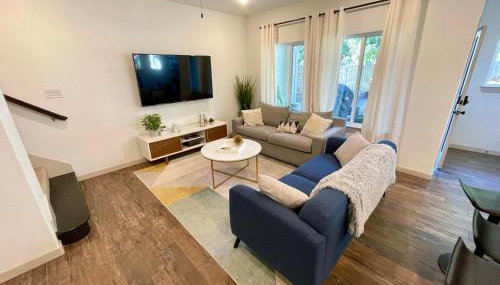 Stylish townhome near AT&T Stadium, Globe Life, Six Flags & More - Foto 4