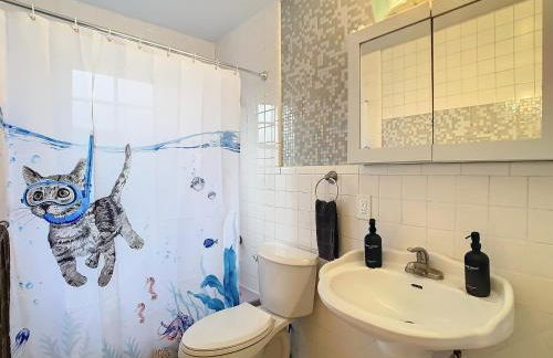 Poolside Paradise with Basketball Court - Foto 38