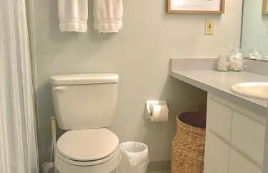 Quiet Convenient and Modern Haven - Foto 40